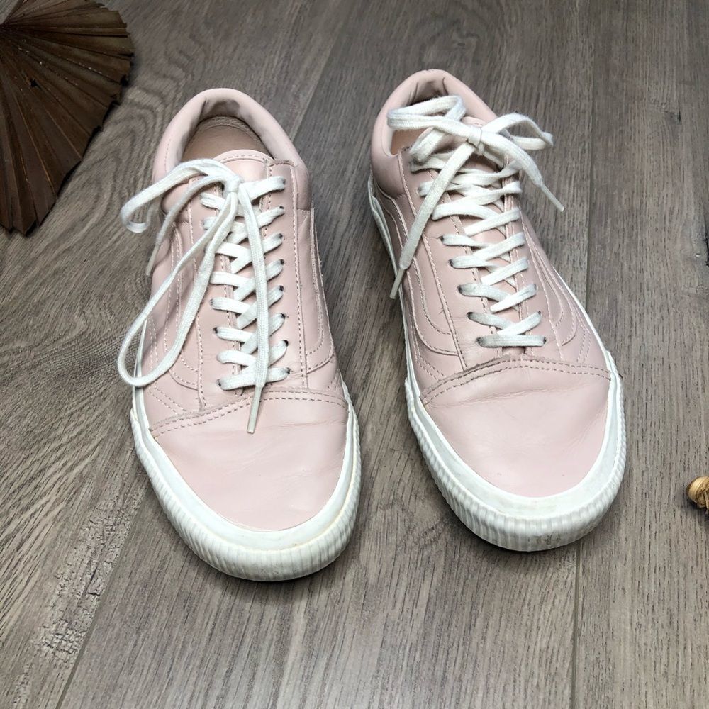 Vans leather low cut sneakers Pink size 8
